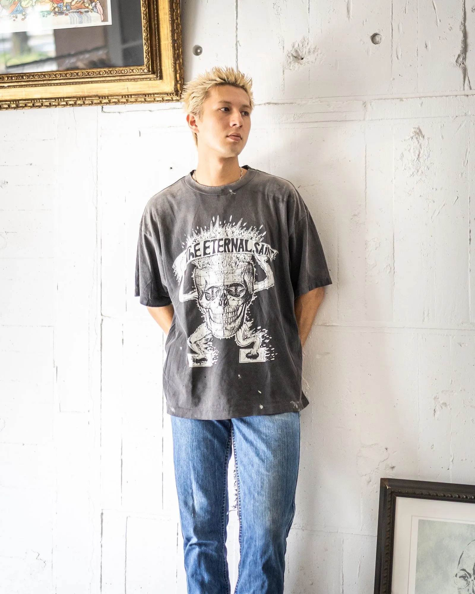 SAINT Mxxxxxx SS TEE/THE ETERNAL/BLK Latest Skeleton Beetle Distressed Sulfur Dyeing Retro Short Sleeves Washed Black S-XL Garment Dyeing Rewashed for Distressed Horse Replacement Faded Top Printing Technology Simulates Natural Distressed Style Really Correct Version Original Consistent Main Mark/Washed Mark/Angel Anti-Counterfeiting Mark